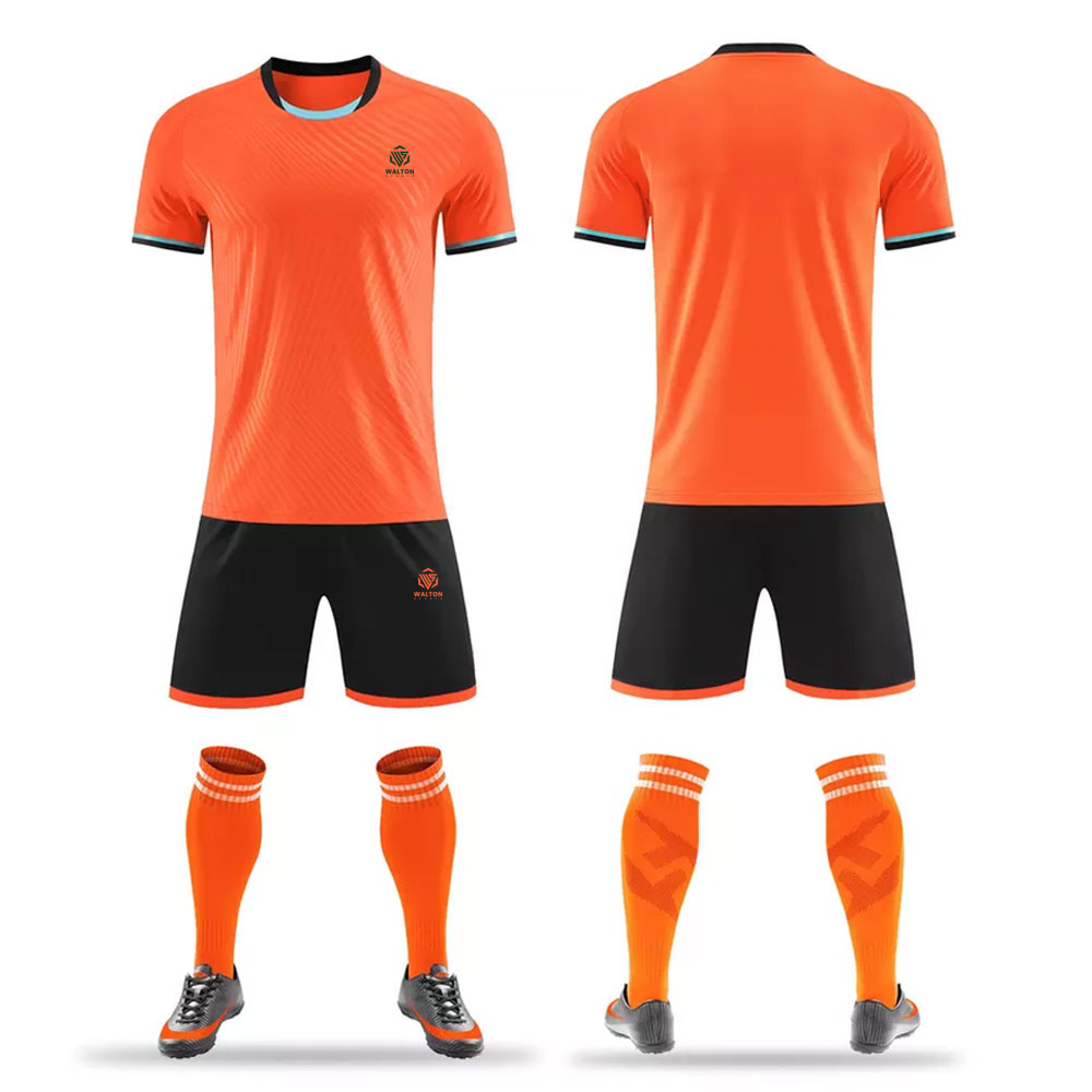08 Refree Uniforms - Image 1